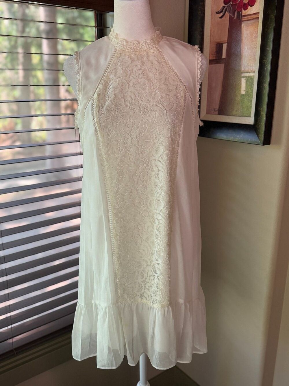 As U Wish Dress Womens White Lace Lined Sleeveless Sheer Ruffled Hem Boho